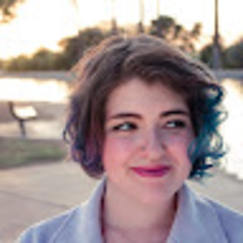 Meet your Posher, Elise